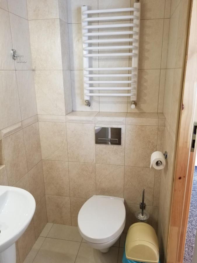 Pokoje Goscinne U Kantora Bukowina Tatrzańska Exterior foto